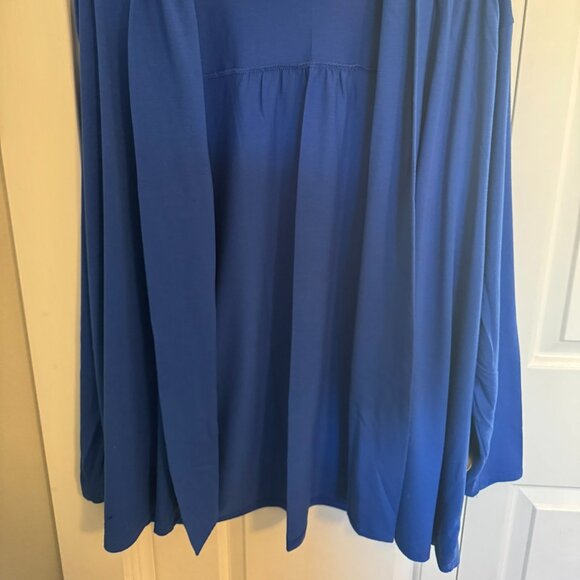 Old Navy Knit Sweater - Picture 2 of 4